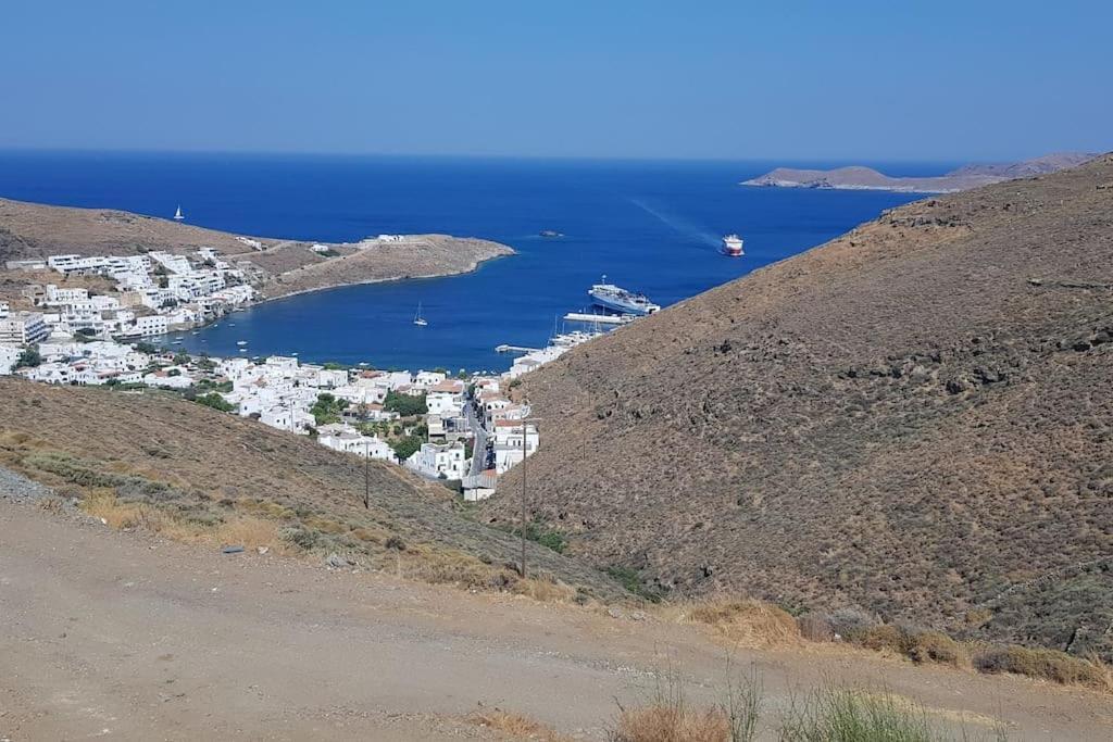 Villa Κυθνος Δρυοπίδα, Στούντιο Χατζής à Dhriopís Extérieur photo