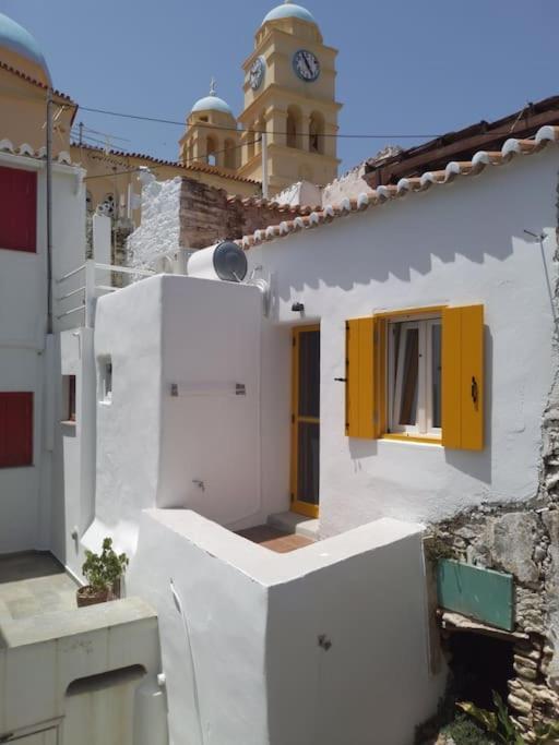 Villa Κυθνος Δρυοπίδα, Στούντιο Χατζής à Dhriopís Extérieur photo